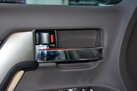 2012款丰田兰德酷路泽4.0L自动VX