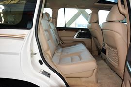 2012款丰田兰德酷路泽4.0L自动VX