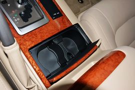 2012款丰田兰德酷路泽4.0L自动VX