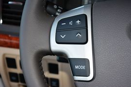 2012款丰田兰德酷路泽4.0L自动VX