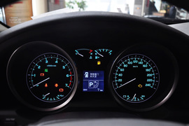 2012款丰田兰德酷路泽4.0L自动VX