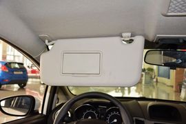 2013款福特嘉年华两厢1.5L自动时尚型