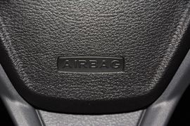 2013款福特嘉年华两厢1.5L自动时尚型