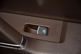2012款大众迈腾旅行轿车2.0TSI舒适型