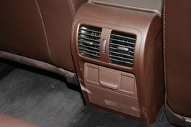 2012款大众迈腾旅行轿车2.0TSI舒适型