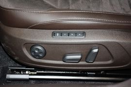 2012款大众迈腾旅行轿车2.0TSI舒适型