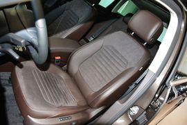 2012款大众迈腾旅行轿车2.0TSI舒适型