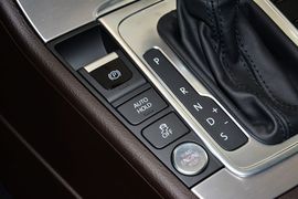 2012款大众迈腾旅行轿车2.0TSI舒适型