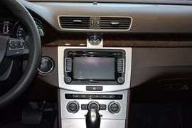 2012款大众迈腾旅行轿车2.0TSI舒适型