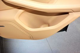 2014款保时捷Macan