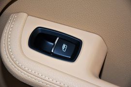 2014款保时捷Macan