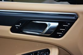 2014款保时捷Macan