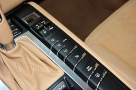 2014款保时捷Macan