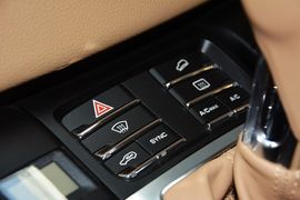 2014款保时捷Macan