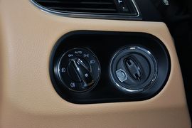 2014款保时捷Macan