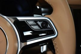 2014款保时捷Macan