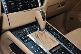 2014款保时捷Macan