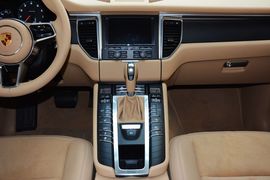 2014款保时捷Macan