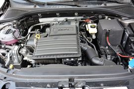 2015款斯柯达明锐1.6L自动逸致版