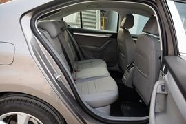 2015款斯柯达明锐1.6L自动逸致版