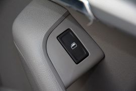 2015款斯柯达明锐1.6L自动逸致版