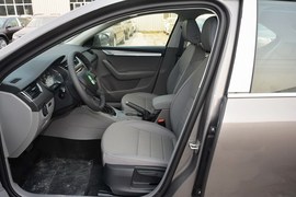 2015款斯柯达明锐1.6L自动逸致版