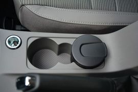 2015款斯柯达明锐1.6L自动逸致版