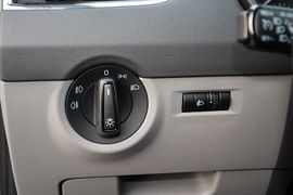 2015款斯柯达明锐1.6L自动逸致版