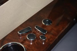 2014款大众迈特威2.0T行政版