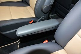 2014款大众迈特威2.0T行政版