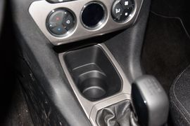 2014款标致301