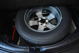 2015款丰田RAV4