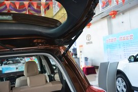 2015款丰田RAV4