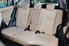 2015款丰田RAV4