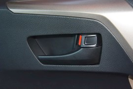 2015款丰田RAV4