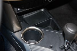 2015款丰田RAV4