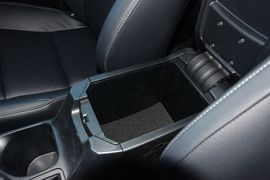 2015款丰田RAV4