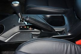 2015款丰田RAV4