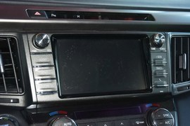 2015款丰田RAV4