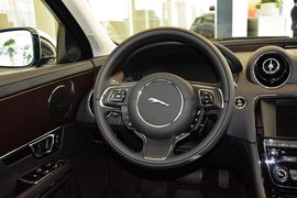 2015款捷豹XJL