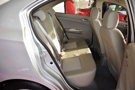 2012款长安悦翔V3