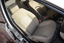 2012款长安悦翔V3