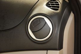 2012款长安悦翔V3