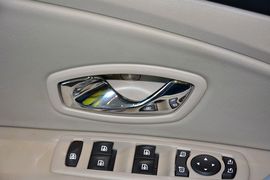 2015款雷诺风朗2.0L时尚版