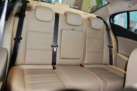 2015款雷诺风朗2.0L时尚版