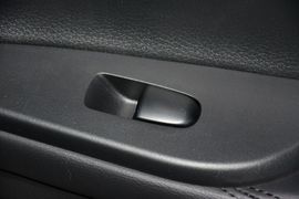 2014款日产骐达1.6L