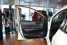 2014款日产骐达1.6L
