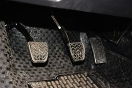 2014款哈弗H6升级版1.5T手动两驱精英型