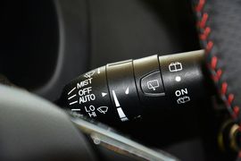 2014款哈弗H6升级版1.5T手动两驱精英型
