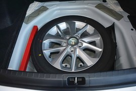 2014款丰田卡罗拉1.6L